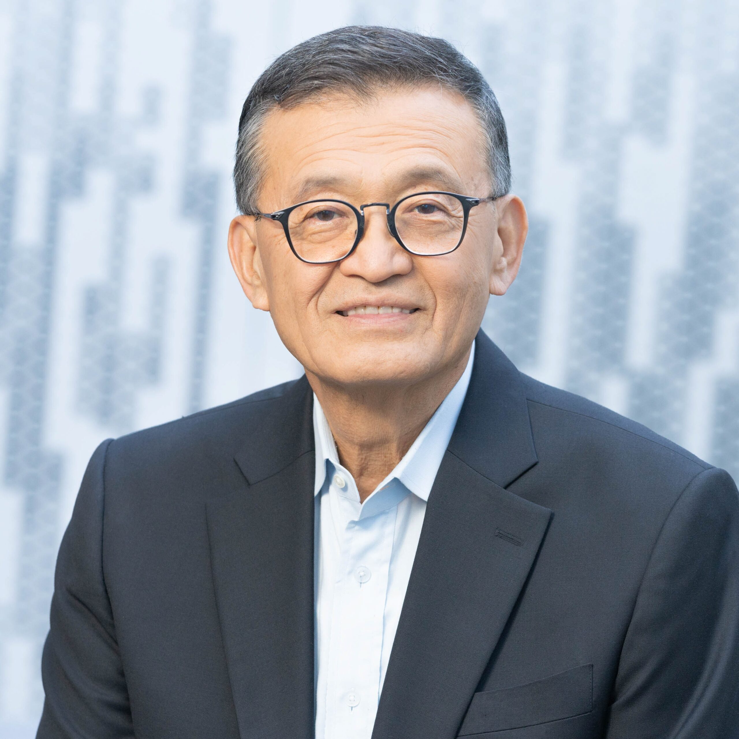 Lip-Bu Tan